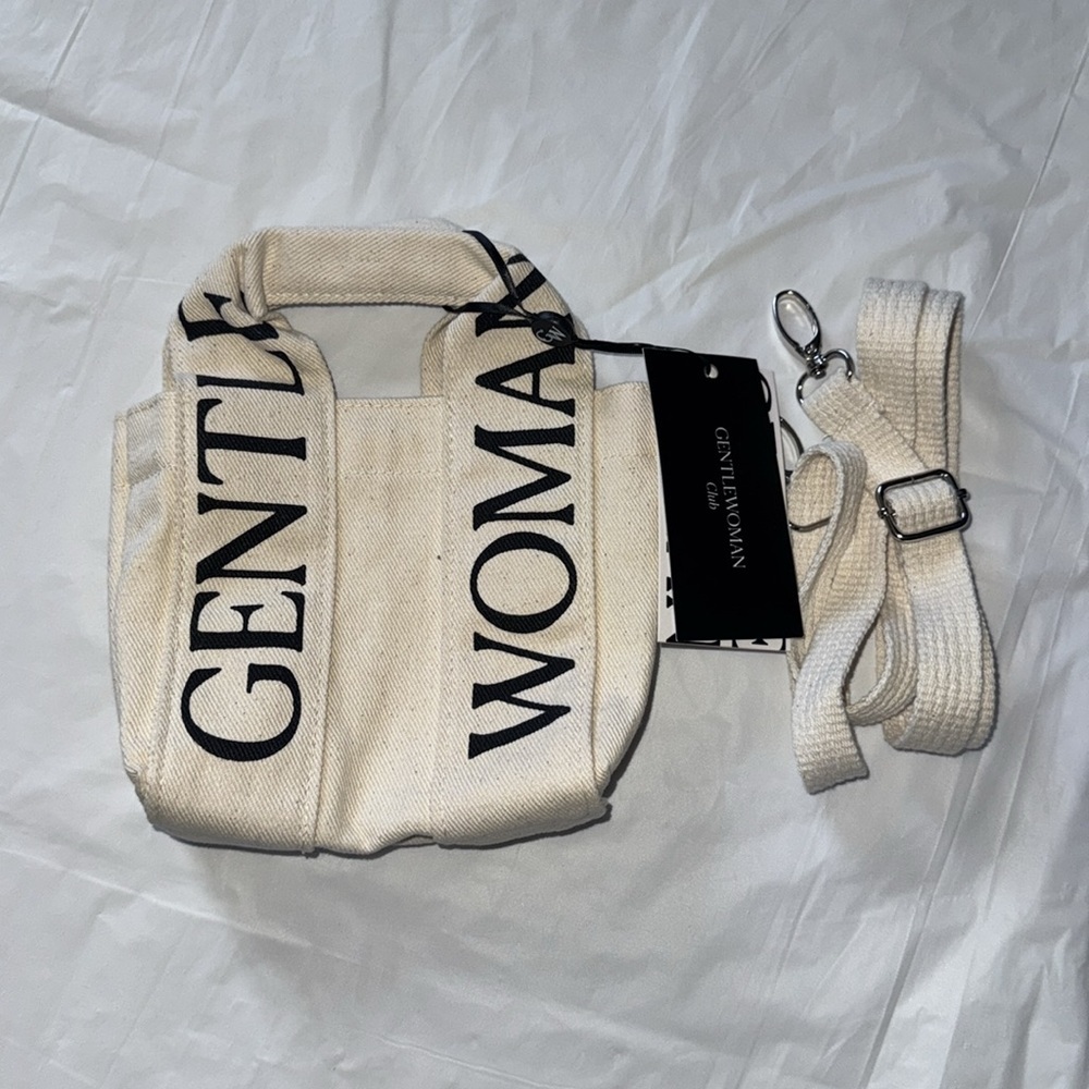 GENTLEWOMAN LOGO STRAP MICRO TOTE BAG : CREAM